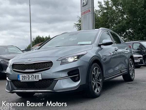 Kia XCeed Hatchback, Petrol, 2020, Grey