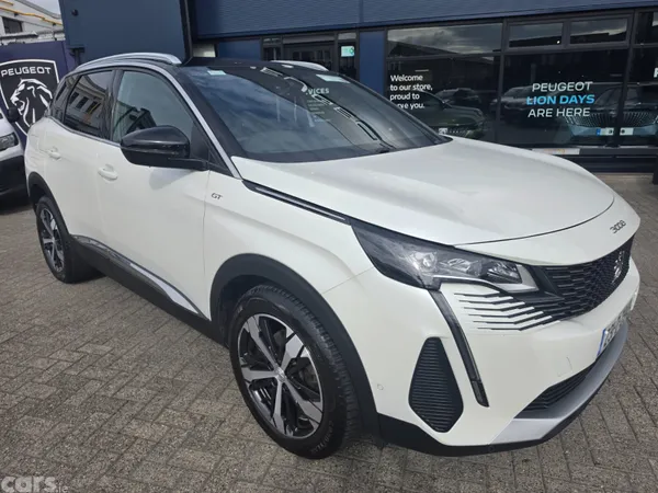 Peugeot 3008 MPV, Petrol, 2023, White