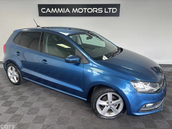 Volkswagen Polo Hatchback, Petrol, 2016, Blue