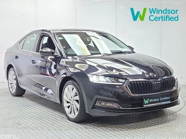 Skoda Octavia Saloon, Diesel, 2021, Black