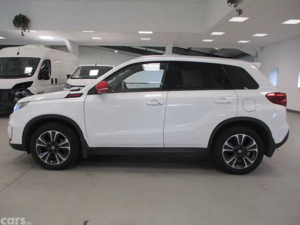 Suzuki Vitara SUV, Petrol, 2019, White