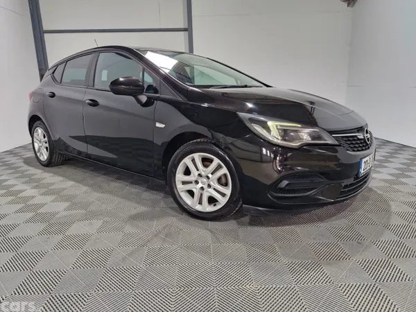 Opel Astra Hatchback, Diesel, 2020, Black