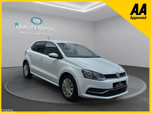 Volkswagen Polo Hatchback, Petrol, 2015, White