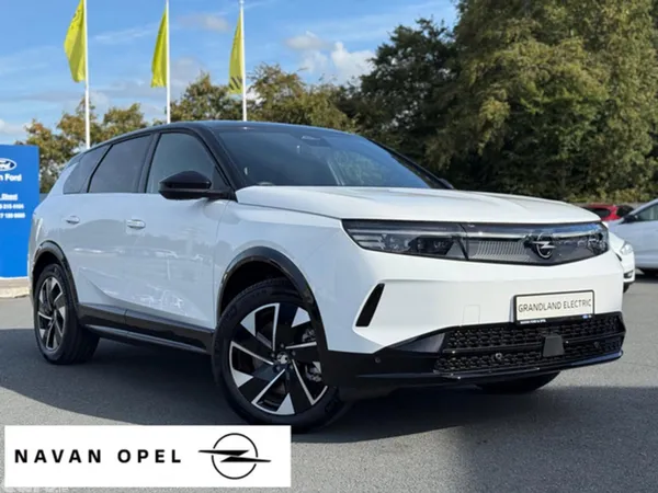 Opel Grandland SUV, Electric, 2027, White