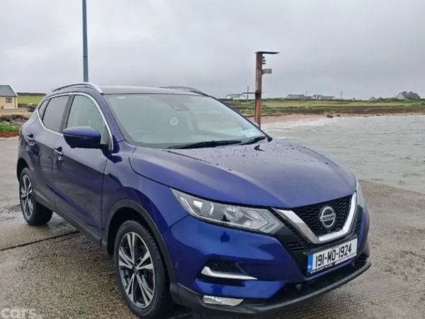 Nissan Qashqai Hatchback, Diesel, 2019, Blue