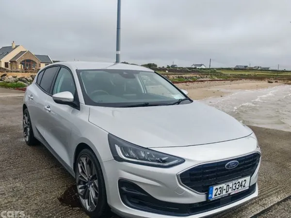 Ford Focus Hatchback, Diesel, 2023, Grey