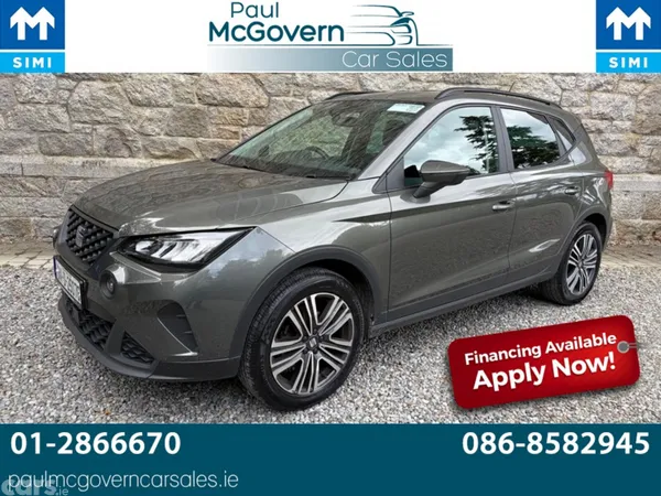 SEAT Arona Hatchback, Petrol, 2024, Green