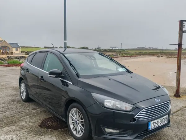 Ford Focus Hatchback, Diesel, 2017, Black