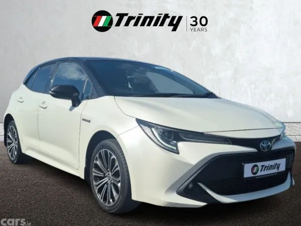 Toyota Corolla Hatchback, Petrol Hybrid, 2019, White