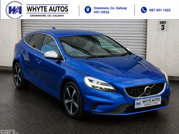 Volvo V40 Hatchback, Diesel, 2017, Blue
