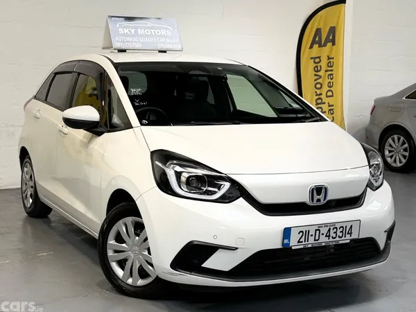 Honda Fit Hatchback, Petrol Hybrid, 2021, White