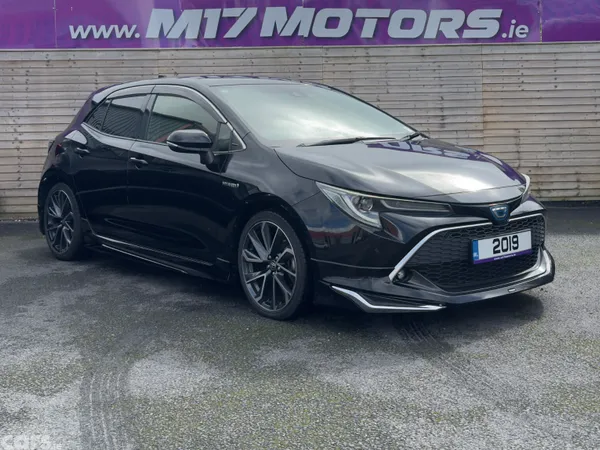 Toyota Corolla Hatchback, Petrol Hybrid, 2019, Black