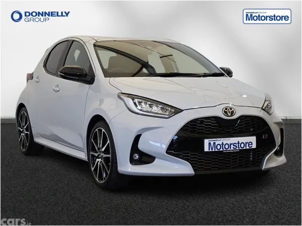 Toyota Yaris Hatchback, Petrol Hybrid, 2023, Grey