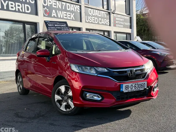 Honda Jazz Hatchback, Petrol Hybrid, 2018, Red