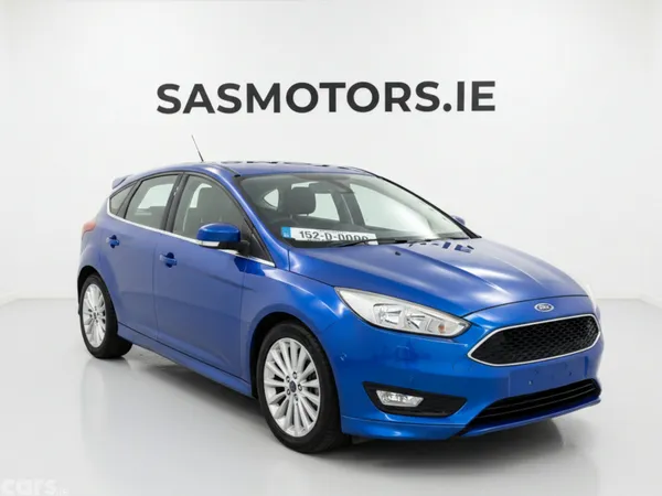 Ford Focus Hatchback, Petrol, 2015, Blue