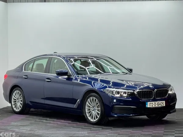 BMW 5-Series Saloon, Petrol Plug-in Hybrid, 2017, Blue
