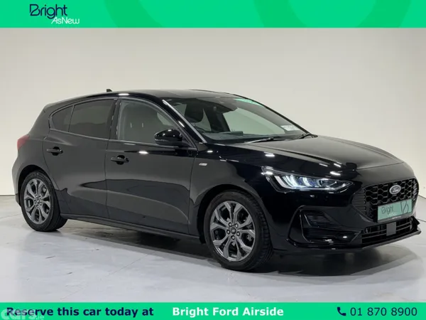 Ford Focus Hatchback, Petrol, 2024, Black