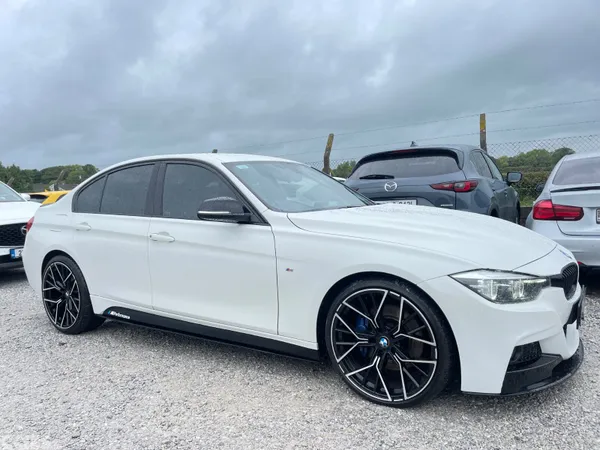BMW 3-Series Saloon, Diesel, 2017, White