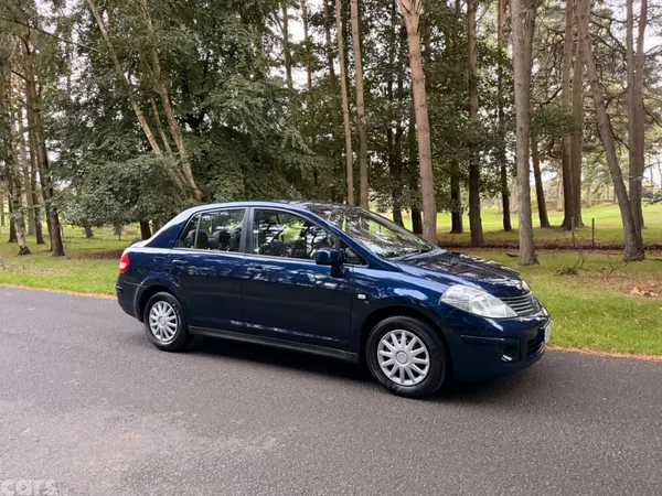 Nissan Tiida Saloon, Diesel, 2008, Blue