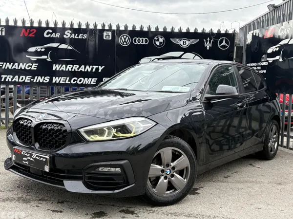 BMW 1-Series Hatchback, Diesel, 2019, Black