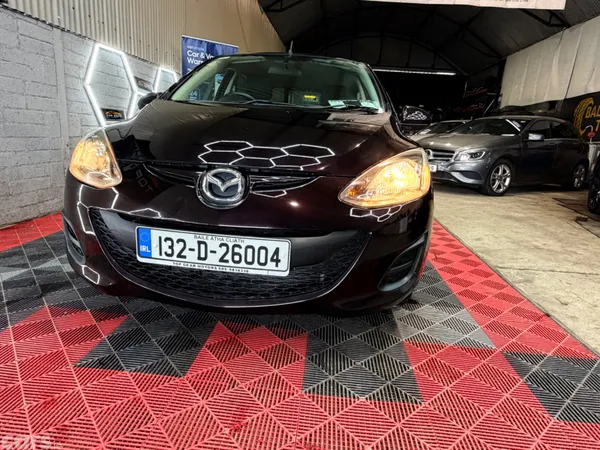 Mazda Demio MPV, Petrol, 2013, Purple