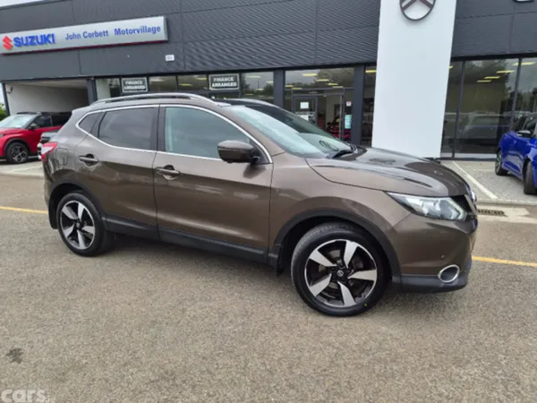 Nissan Qashqai MPV, Diesel, 2017, Brown