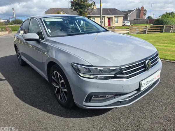 Volkswagen Passat Saloon, Diesel, 2022, Grey
