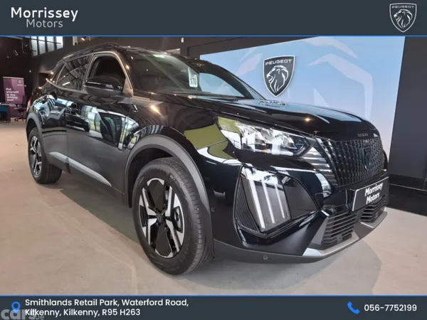 Peugeot 2008 SUV, Petrol Hybrid, 2026, Blue
