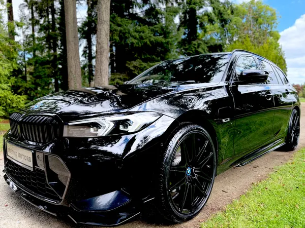 BMW 3-Series Estate, Petrol Plug-in Hybrid, 2023, Black
