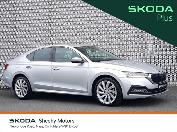 Skoda Octavia Saloon, Diesel, 2024, Grey