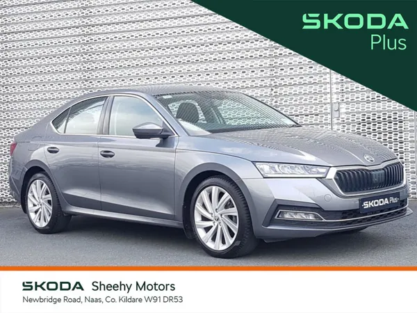 Skoda Octavia Saloon, Diesel, 2023, Grey