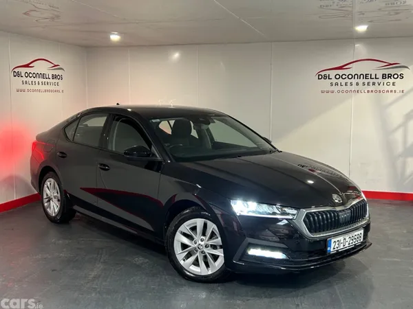 Skoda Octavia Hatchback, Diesel, 2023, Black