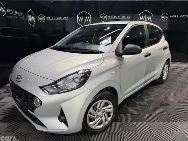 Hyundai i10 Hatchback, Petrol, 2023, Grey
