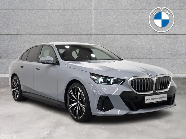 BMW 5-Series Saloon, Petrol Hybrid, 2026, Grey