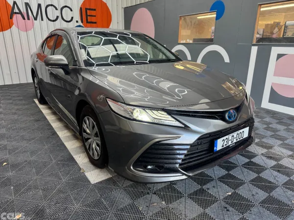 Toyota Camry Saloon, Petrol Hybrid, 2023, Grey
