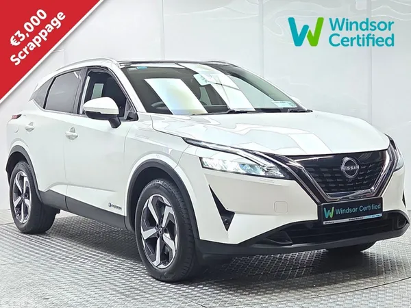 Nissan Qashqai MPV, Petrol Hybrid, 2023, White