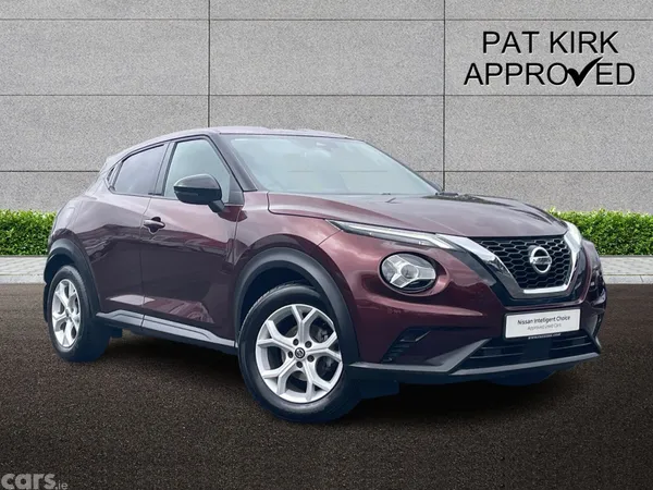 Nissan Juke Hatchback, Petrol, 2022, Red