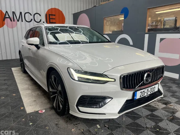 Volvo XC60 SUV, Petrol Hybrid, 2021, White