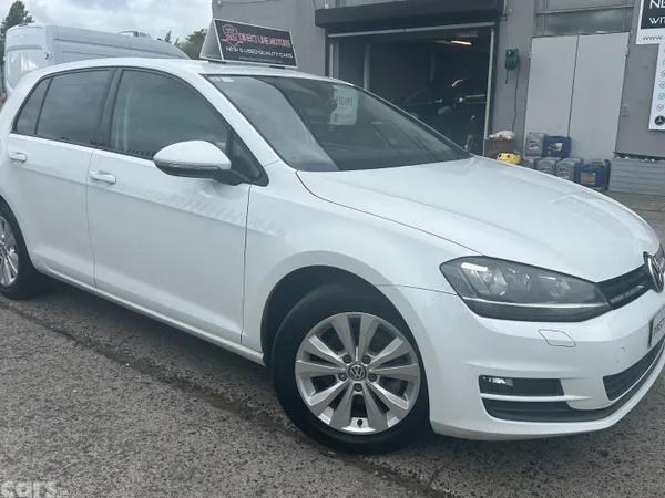 Volkswagen Golf Hatchback, Petrol, 2017, White
