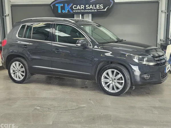 Volkswagen Tiguan SUV, Diesel, 2016, Grey