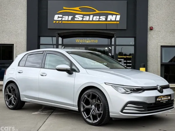 Volkswagen Golf Hatchback, Diesel, 2023, Silver