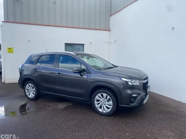 Suzuki SX4 Hatchback, Petrol, 2023, Grey