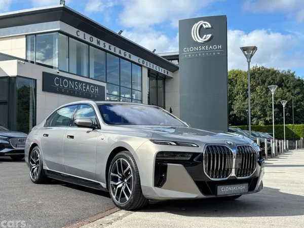 BMW i7 Saloon, Electric, 2025, Grey