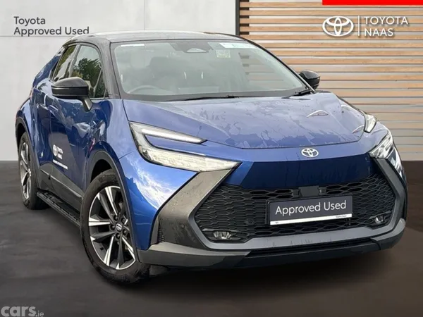 Toyota C-HR SUV, Petrol Hybrid, 2026, Blue