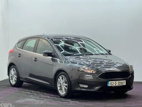 Ford Focus Hatchback, Petrol, 2015, Grey