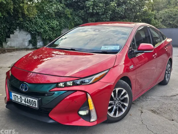 Toyota Prius Hatchback, Petrol Plug-in Hybrid, 2017, Red