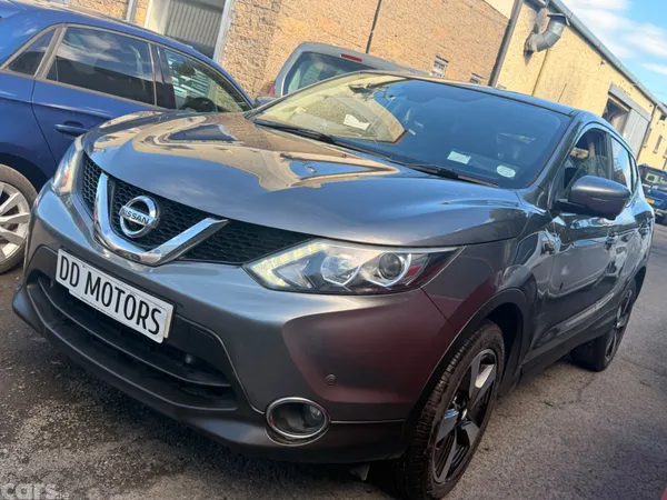 Nissan Qashqai SUV, Diesel, 2017, Grey