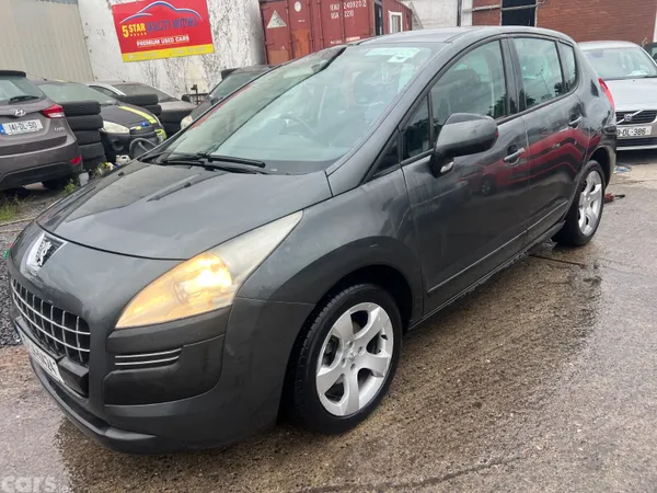 Peugeot 3008 MPV, Diesel, 2010, Grey