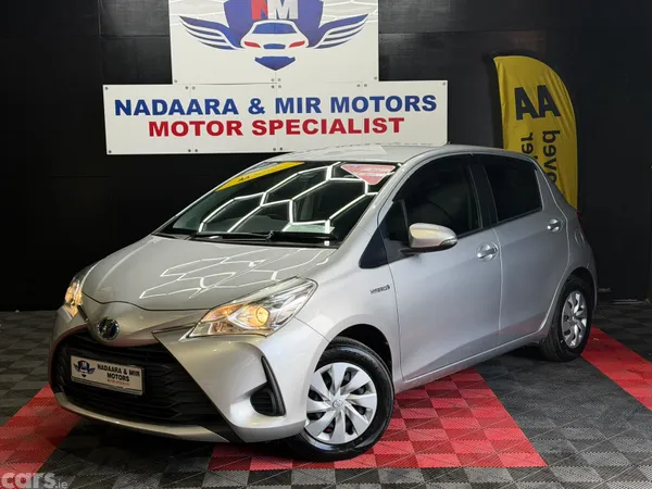 Toyota Vitz Hatchback, Petrol Hybrid, 2017, Silver