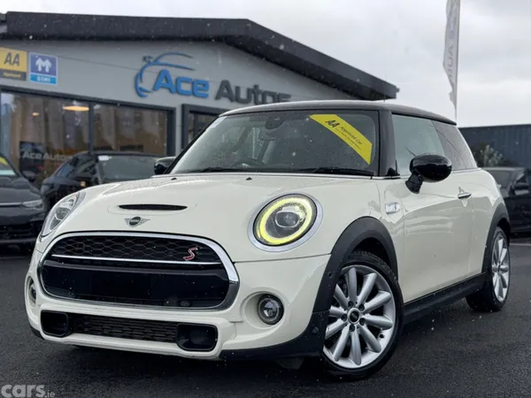Mini Cooper Hatchback, Diesel, 2020, White